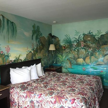 גאלווי Deluxe Inn מראה חיצוני תמונה