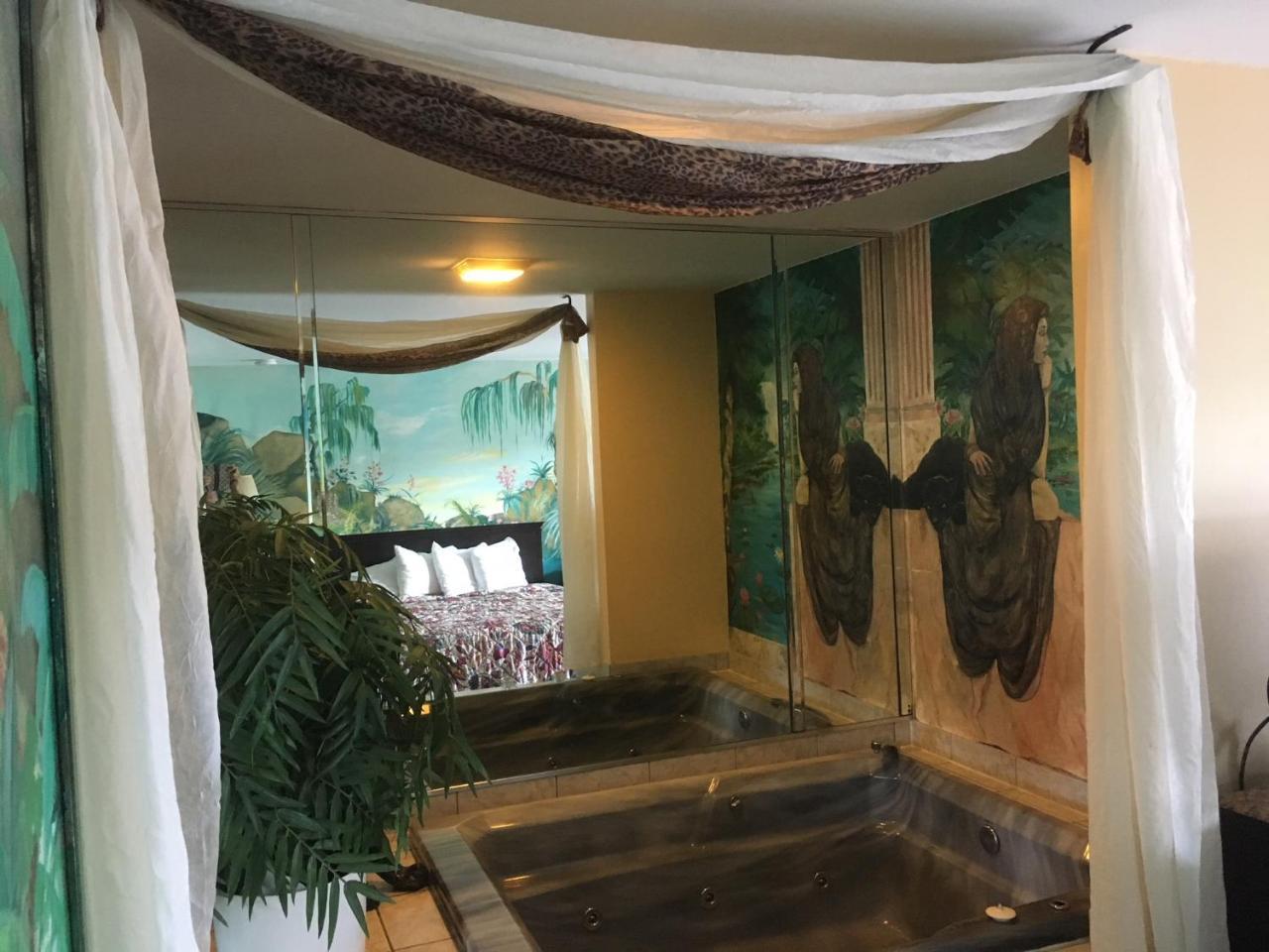 גאלווי Deluxe Inn מראה חיצוני תמונה