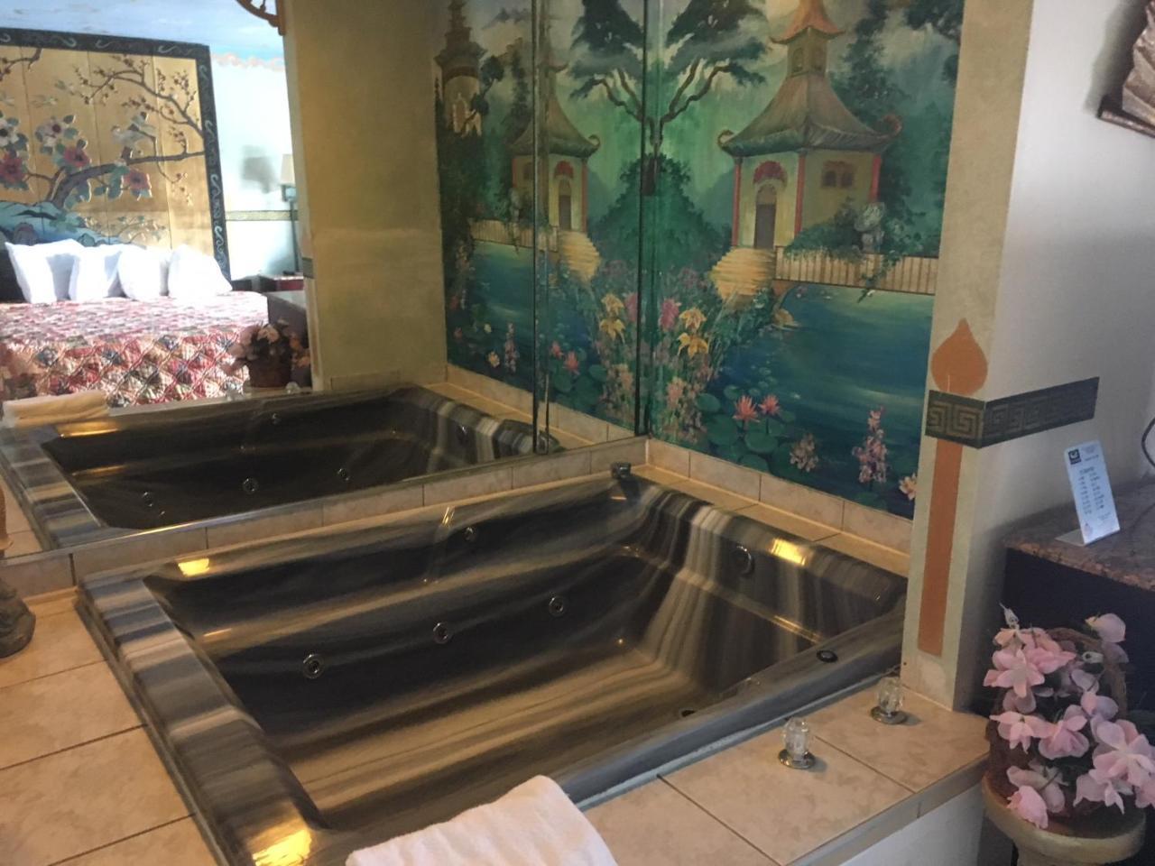 גאלווי Deluxe Inn מראה חיצוני תמונה